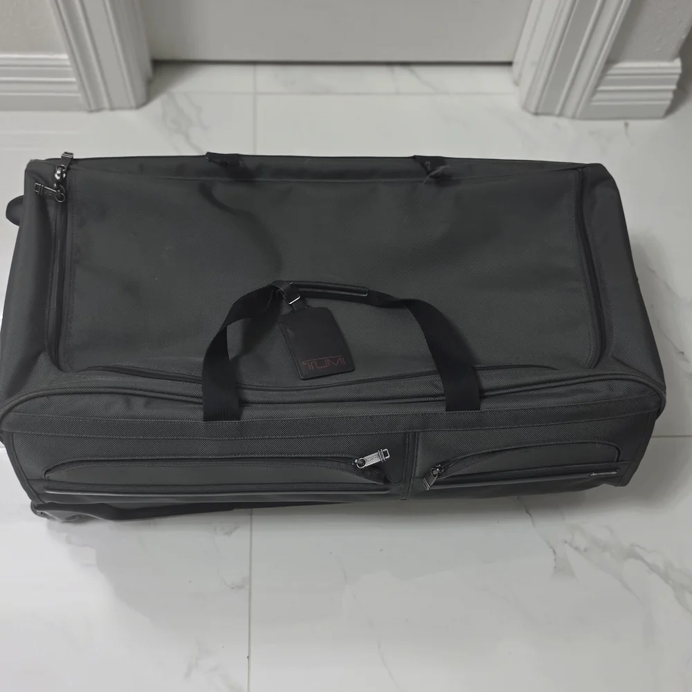 Tumi Alpha Large two-wheel Charcoal Grey Split Rolling Duffle 22041GY0P